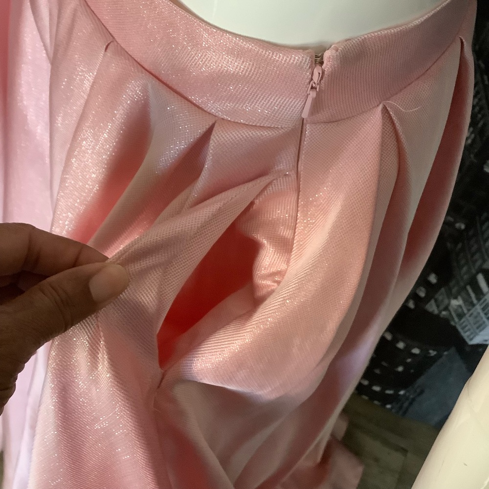Dave & Johnny Shimmering Pink Formal 2PC Skirt Set with Pockets - Picture 7 of 13
